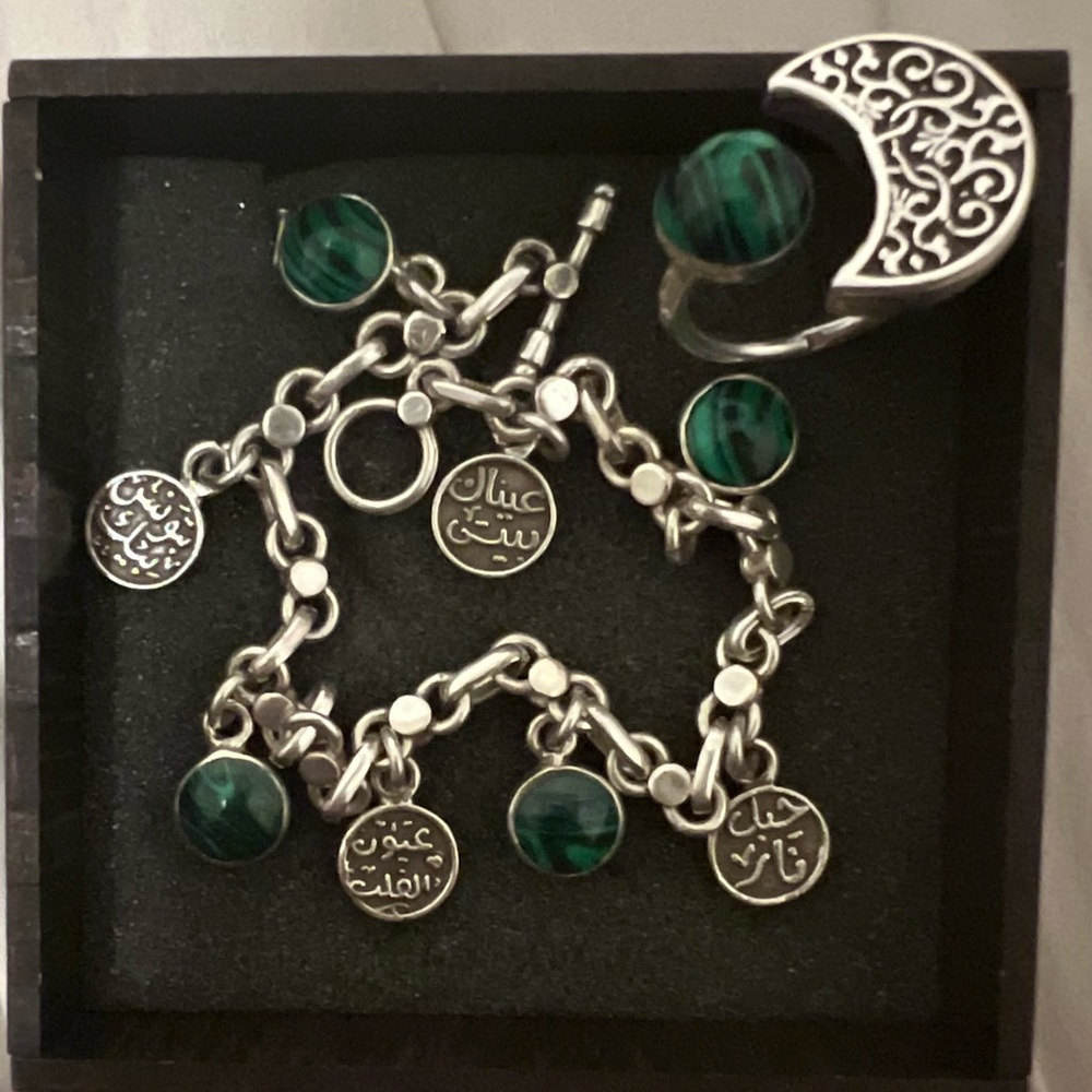 costume jewelry - ring set